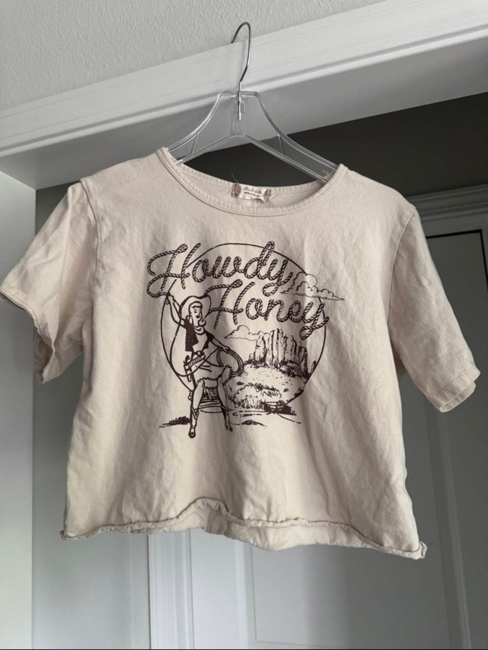 Alter’d State Cream Texas Graphic Crop Top